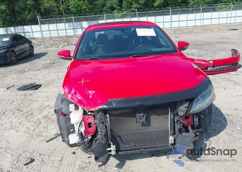 2017 Volkswagen Jetta Gli из США, поврежденный, VIN 3VW4T7AJ0HM239708